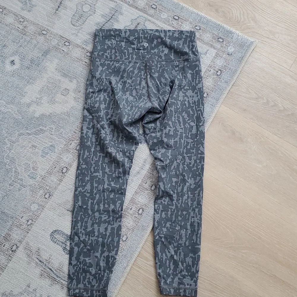 Lululemon Wunder Train High-Rise Crop 21